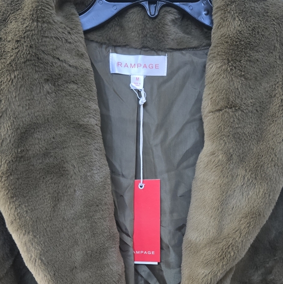 Rampage soft olive green faux fur collar jacket blazer outerwear - Picture 3 of 3